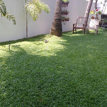 Prosperity Villa Negombo Bagian luar foto