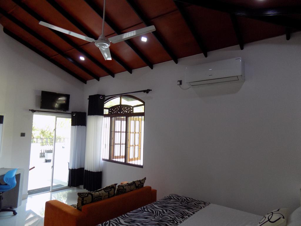 Prosperity Villa Negombo Bagian luar foto