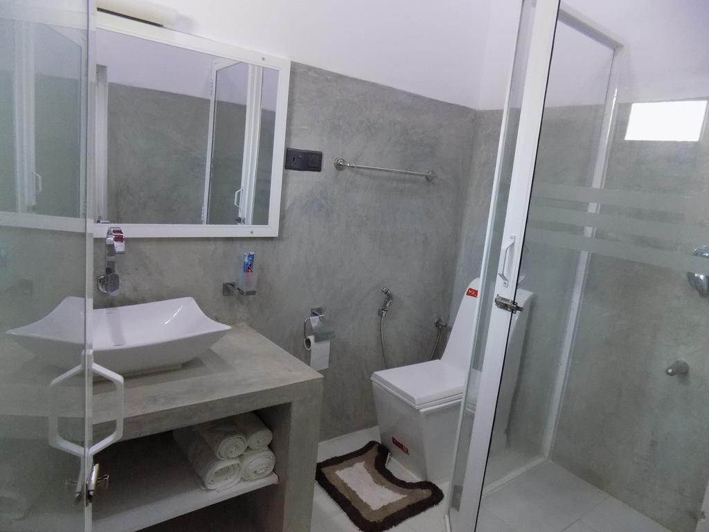 Prosperity Villa Negombo Bagian luar foto