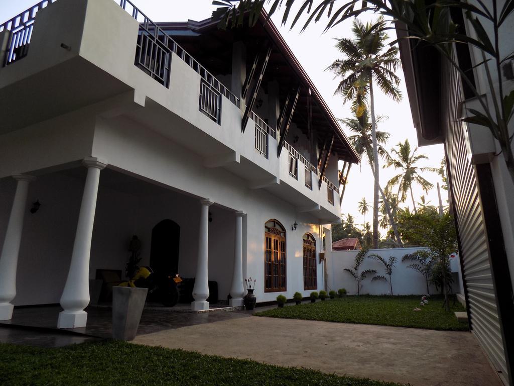 Prosperity Villa Negombo Bagian luar foto